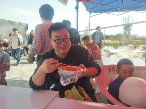 網(wǎng)紅游客接待多少人,網(wǎng)紅景點(diǎn)魅力無(wú)限