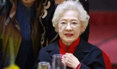 中國明星晚年經(jīng)歷,中國明星晚年生活掠影