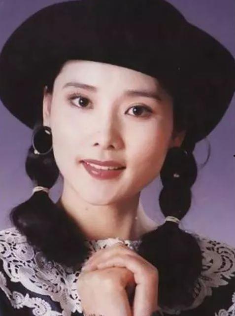 姨太太娛樂圈爆料,姨太太爆料背后的真相與內(nèi)幕